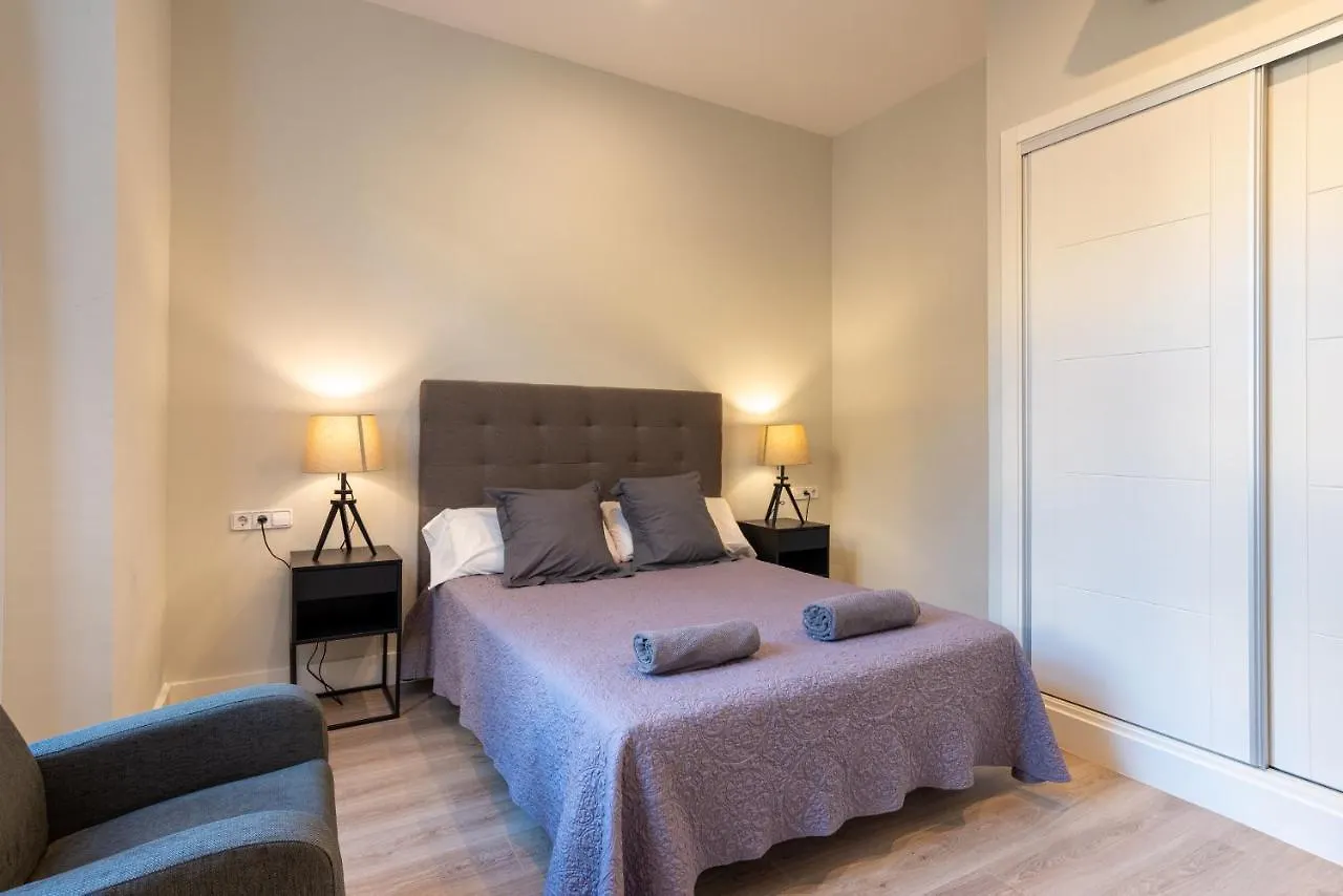 Urbe10 Angel Suites 1 Bedroom Apartment 3C location